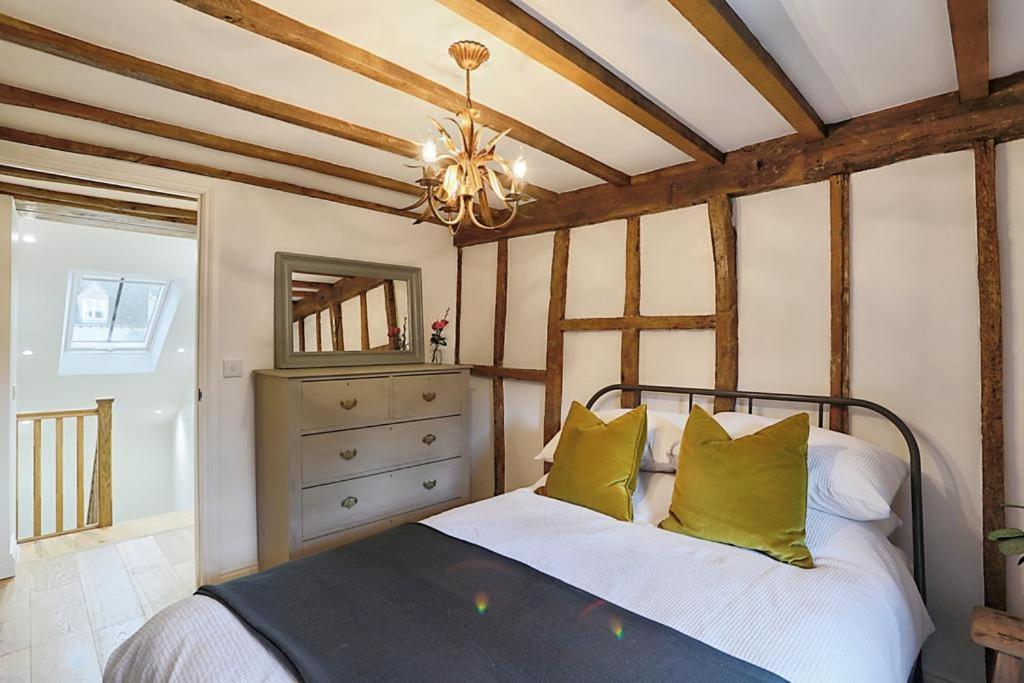 Luxury Cotswold Cottage With Hot Tub In Stow On The Wold! エクステリア 写真