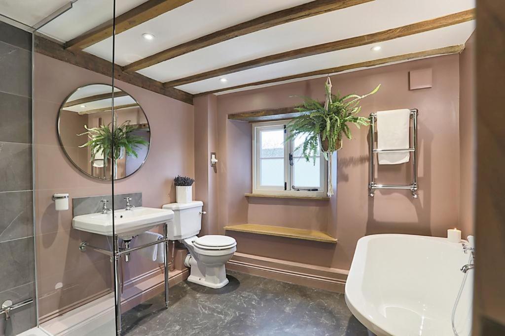 Luxury Cotswold Cottage With Hot Tub In Stow On The Wold! エクステリア 写真